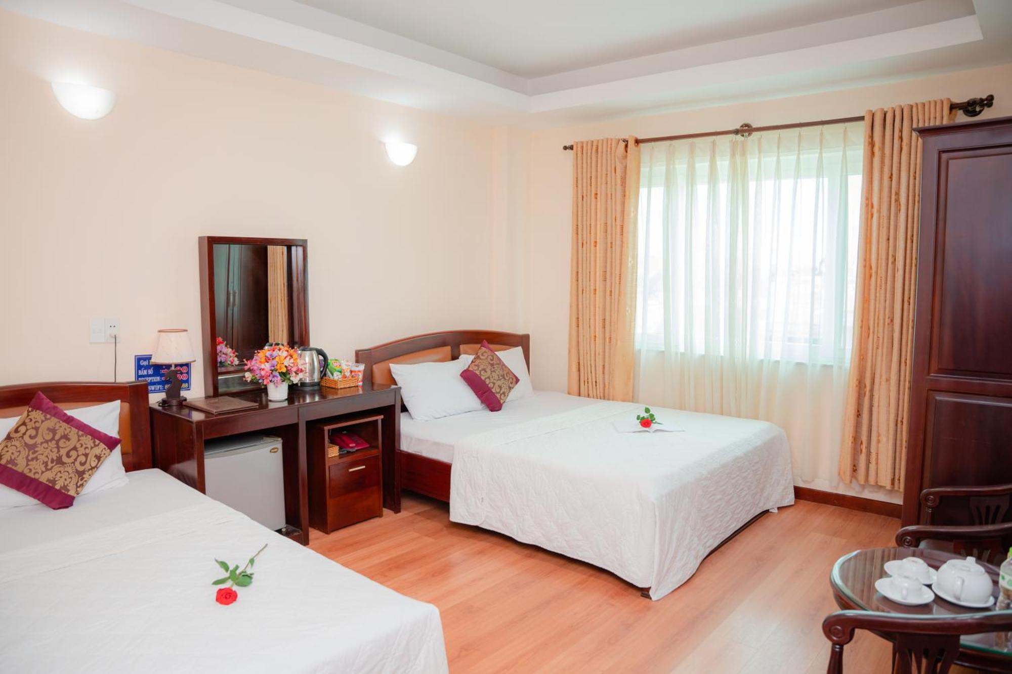 Duc Minh Hotel Thành Pho Ho Chí Minh Esterno foto
